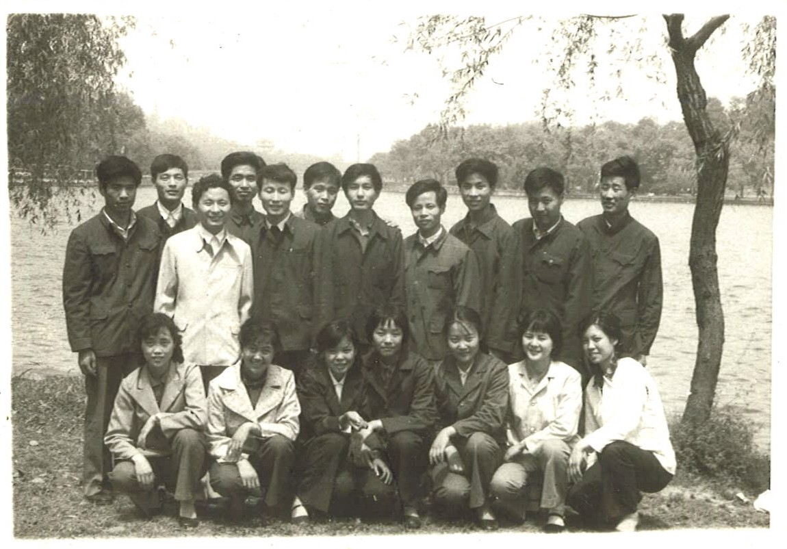 6、首届“青松杯”夺冠（1986）2.jpg
